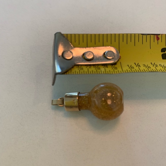 Vintage Gold Dust “Pot of Gold” Charm - Picture 5 of 6